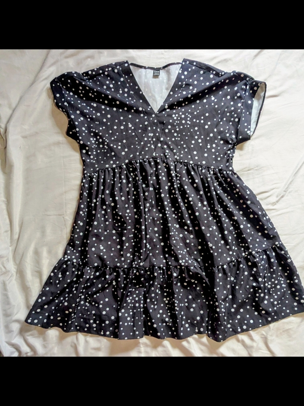 SHEIN BNWOT Black White Polka Dot V-Neck Tiered Babydoll Mini Dress Size Med